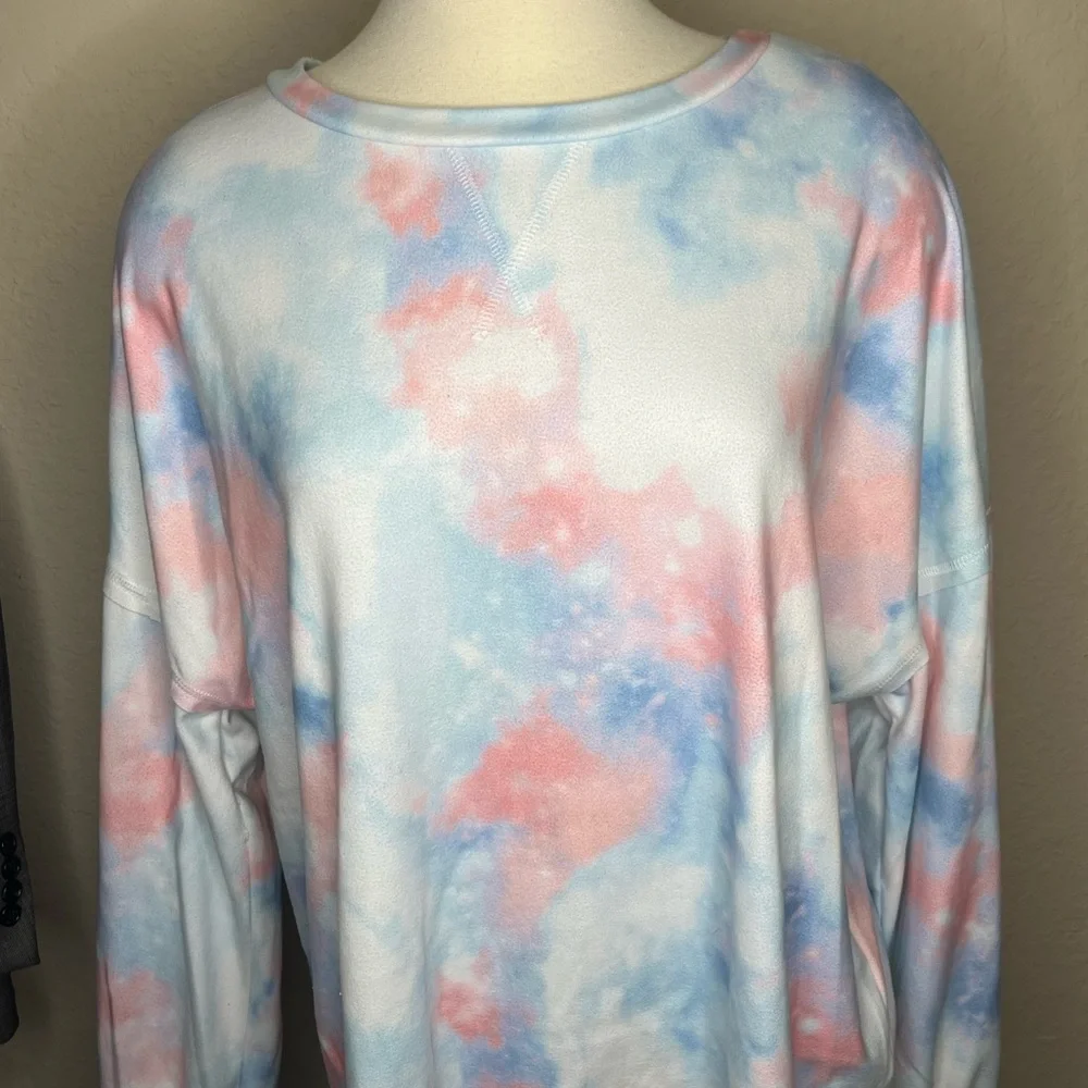 Pink Blue Pajama Tie Dye Top Size M Fleece Soft Sleepwear Casual Relaxed Lounge